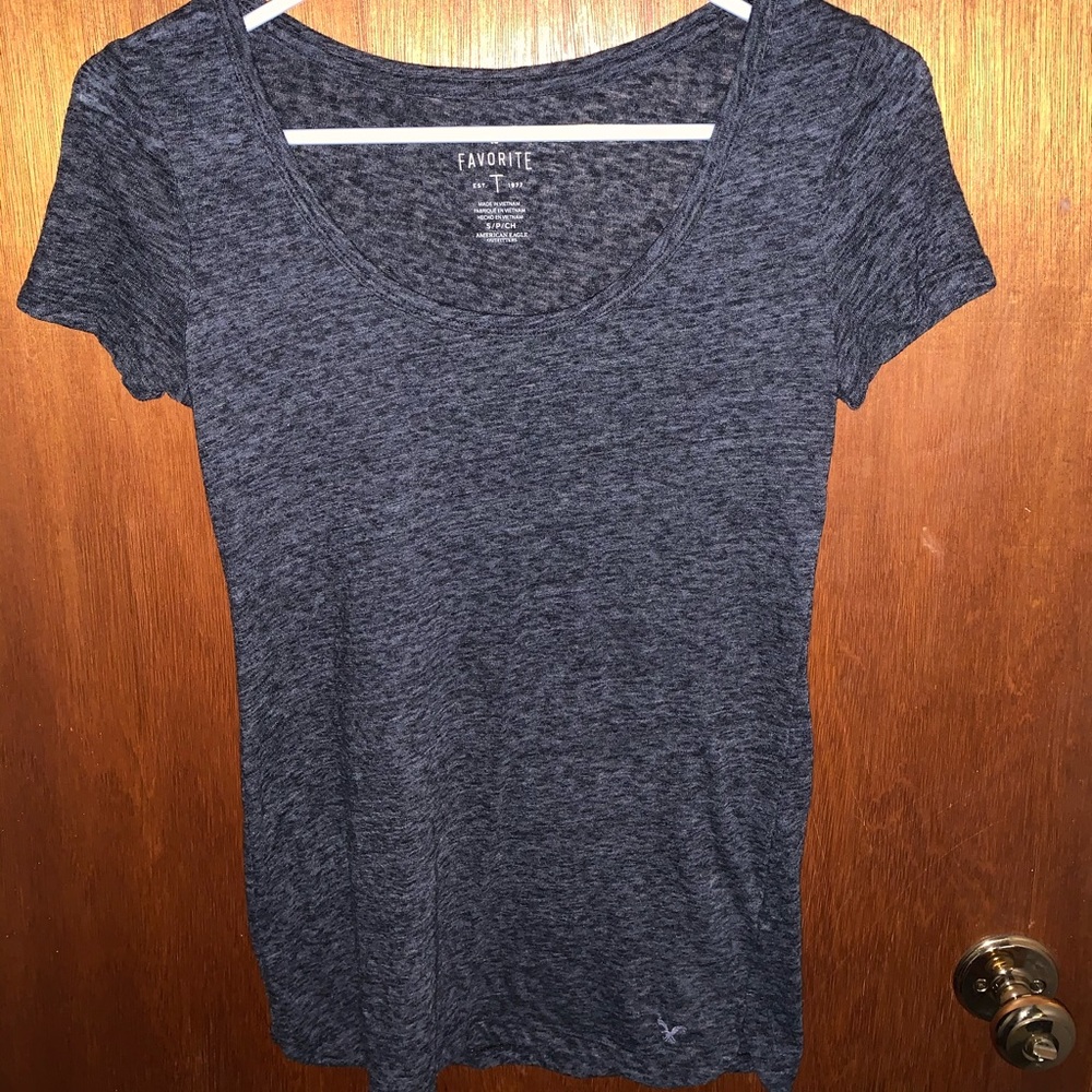 American Eagle crew neck tee shirt